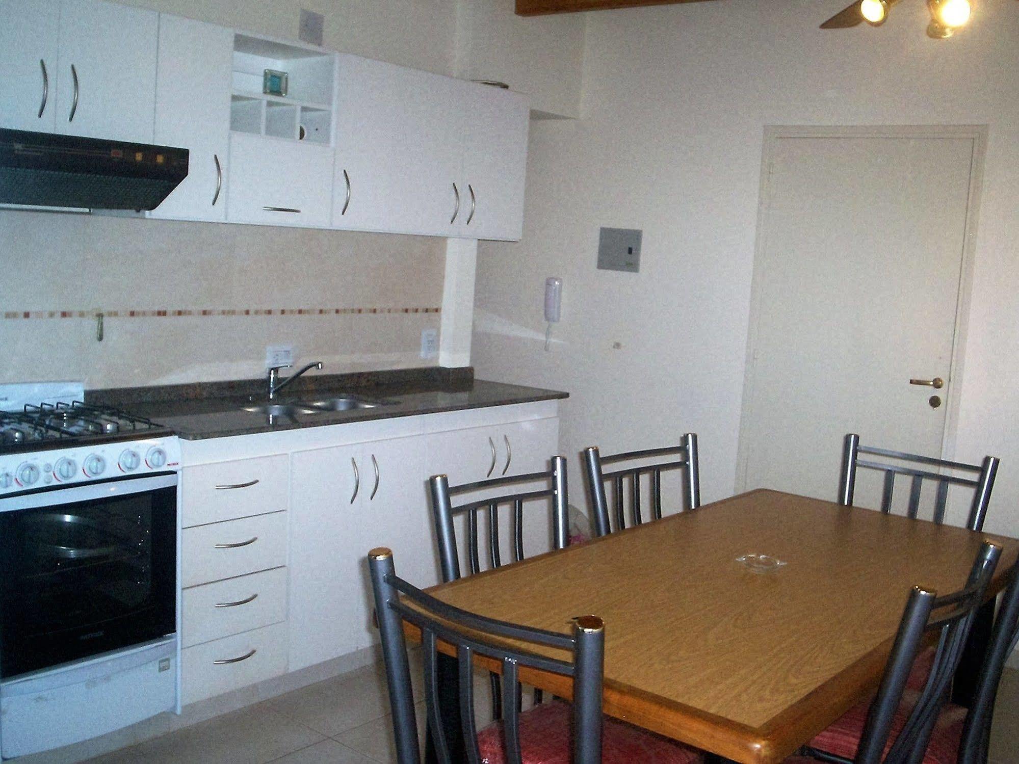 Azul Departamentos Aparthotel Mendoza Eksteriør bilde